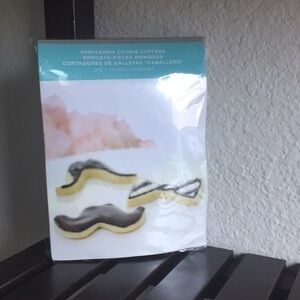 LAST CHANCE Cookie Cutters Mustache & Bow Tie NWT Spring Summer Family Fun